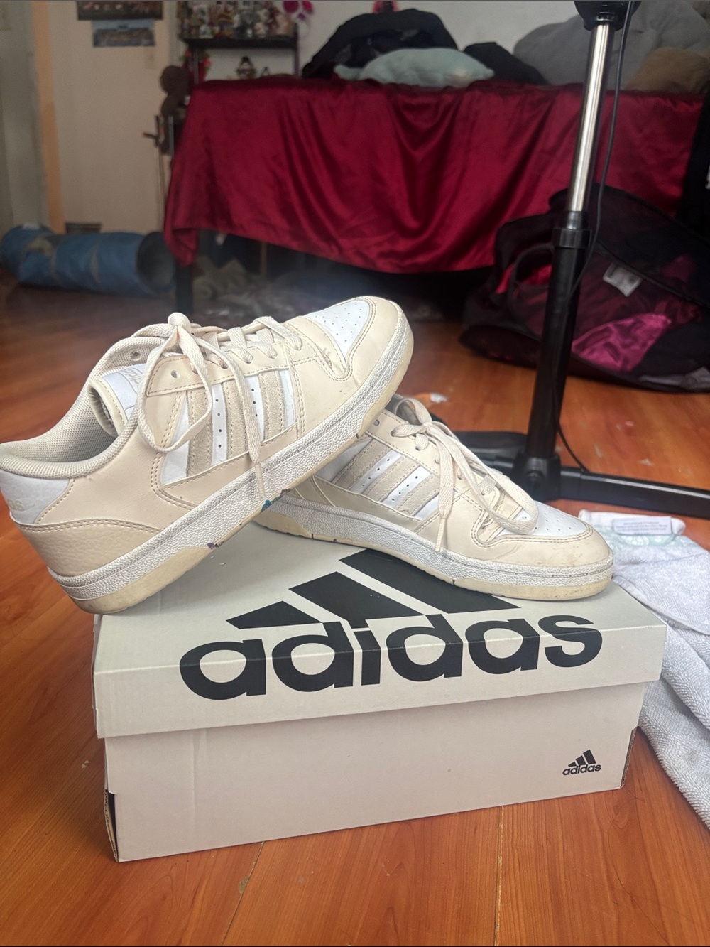 adidas women’s Cream/White Low-Top Sneakers